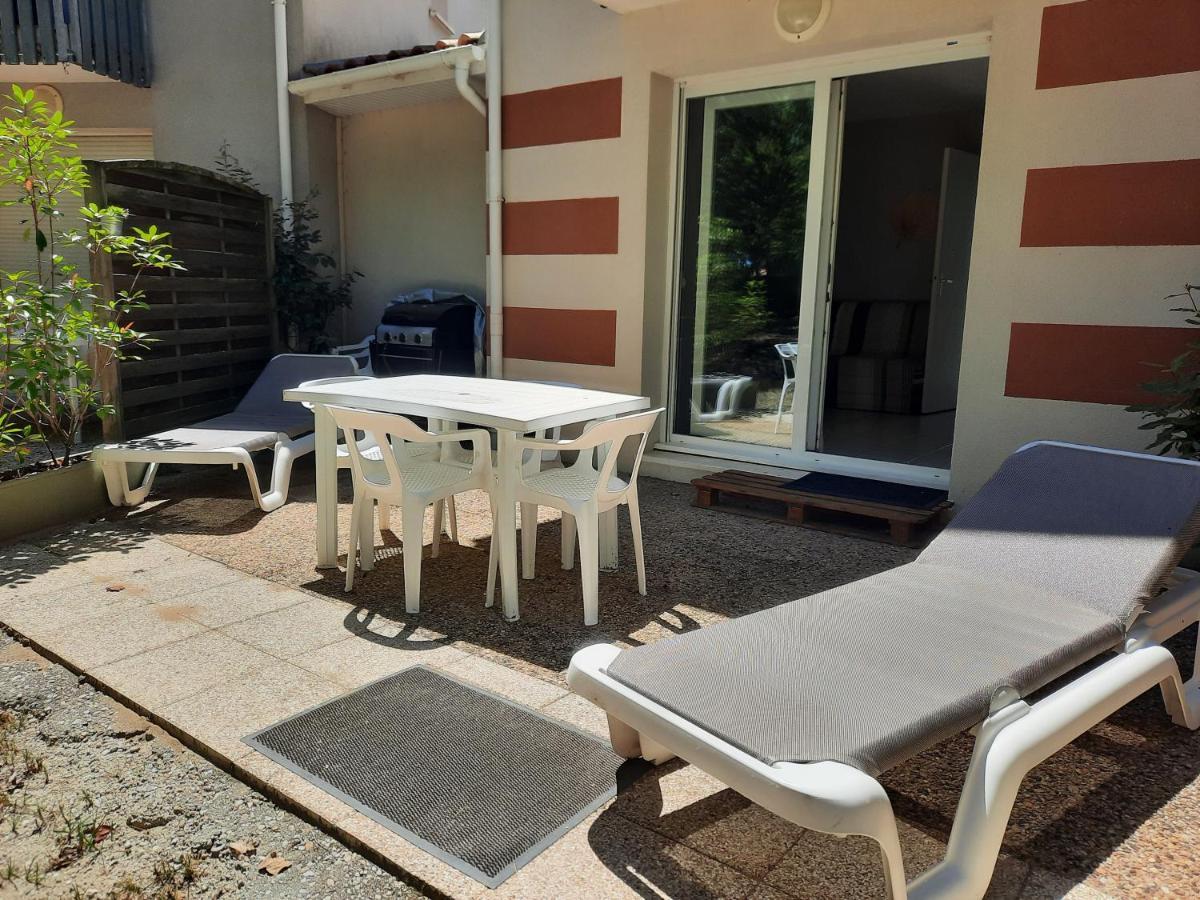 Belle Maisonnette Dans Residence Avec Piscine Soulac-sur-Mer Eksteriør bilde
